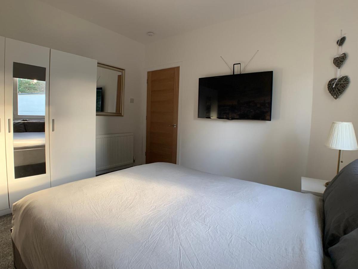 Maria- Bright And Modern City Center Apartment . EDI Kültér fotó